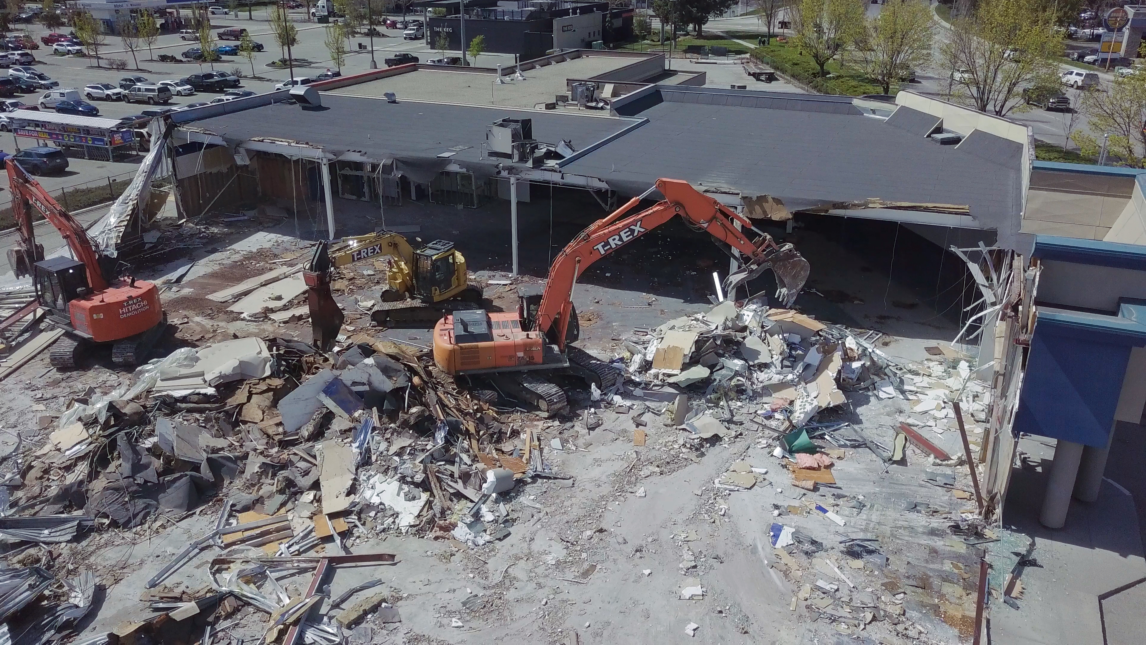 Multiple machines on site